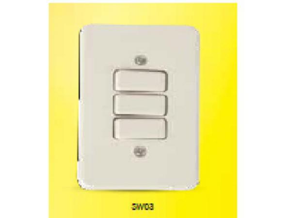 Interruptor Sencillo Triple para Empotrar Lumistar