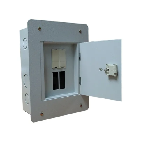 Tablero para Breaker 4Circuitos Tapa/Puerta Classic Lux